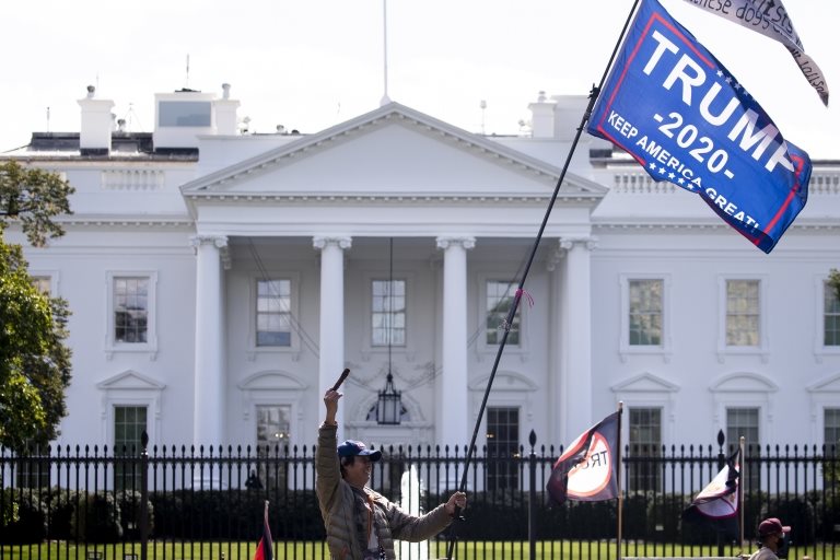 La Casa Blanca se convirtió en un foco de coronavirus. (Foto Prensa Libre: EPA)