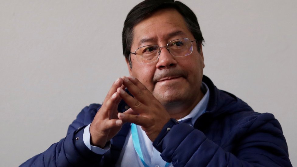 Luis Arce se perfila hasta este martes como el próximo presidente de Bolivia. (Foto Prensa Libre: Reuters)