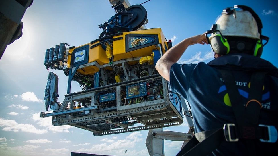 Los científicos utilizaron un robot submarino para filmar el enorme arrecife al norte de la costa australiana. (Foto Prensa Libre: Schmidt Ocean Institute)