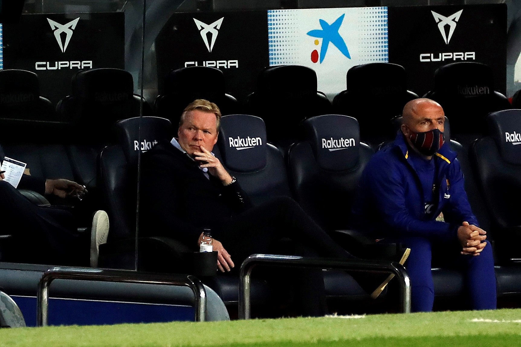 Koeman aseguró que entre sus planes está Memphis Depay. (Foto Prensa Libre: EFE)