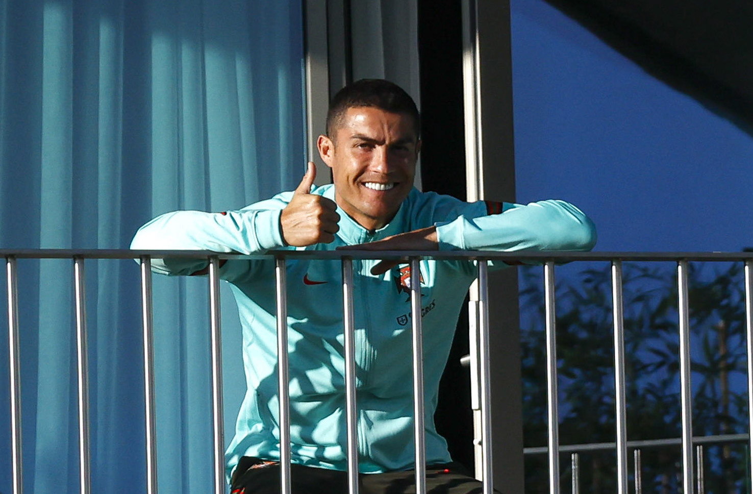 Cristiano Ronaldo está en Turín, Italia, cumpliendo con la cuarentena. (Foto Prensa Libre: EFE)