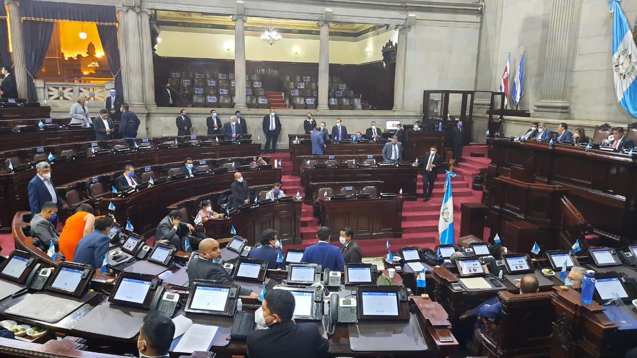 El pleno de diputados debe elegir a los representantes de Conamigua con el voto a favor de 81 diputados o más. (Foto Prensa Libre: José Castro)