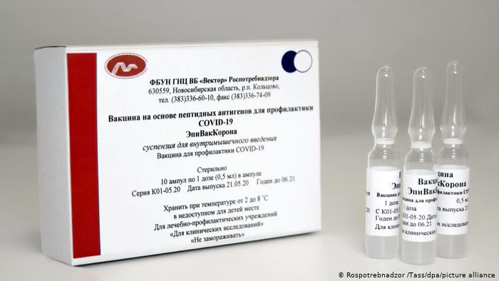 Rusia comenzó a producir la segunda vacuna contra COVID-19, EpiVacCorona, creada por el centro Véktor. (Rospotrebnadzor /Tass/dpa/picture alliance)