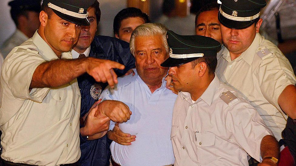 Manuel Contreras, el jefe de la DINA, fue eventualmente condenado por secuestro, desaparición forzada y asesinato. (Foto Prensa Libre: AFP)