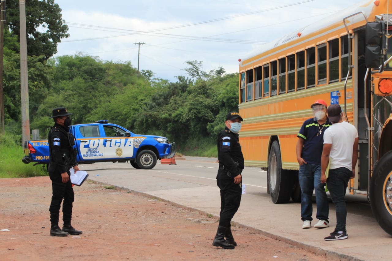 Aunque ya se levantaron las restricciones, el Gobierno insta a cumplir con protocolos de seguridad. (Foto: Hemeroteca PL)