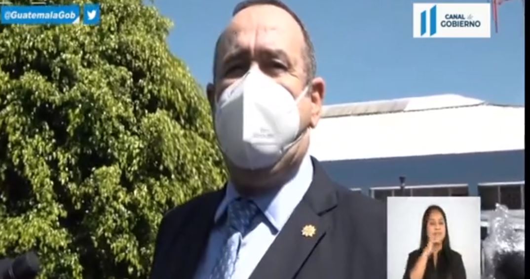 El presidente Alejandro Giammattei informa de su recuperación luego del covid-19 que sufrió. (Foto Prensa Libre: Tomada de Facebook) 