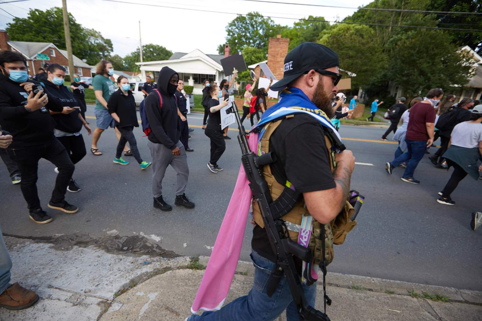 Los grupos armados de extrema derecha están en la mira de las autoridades de seguridad de Estados Unidos. (Foto Prensa Libre: AFP)