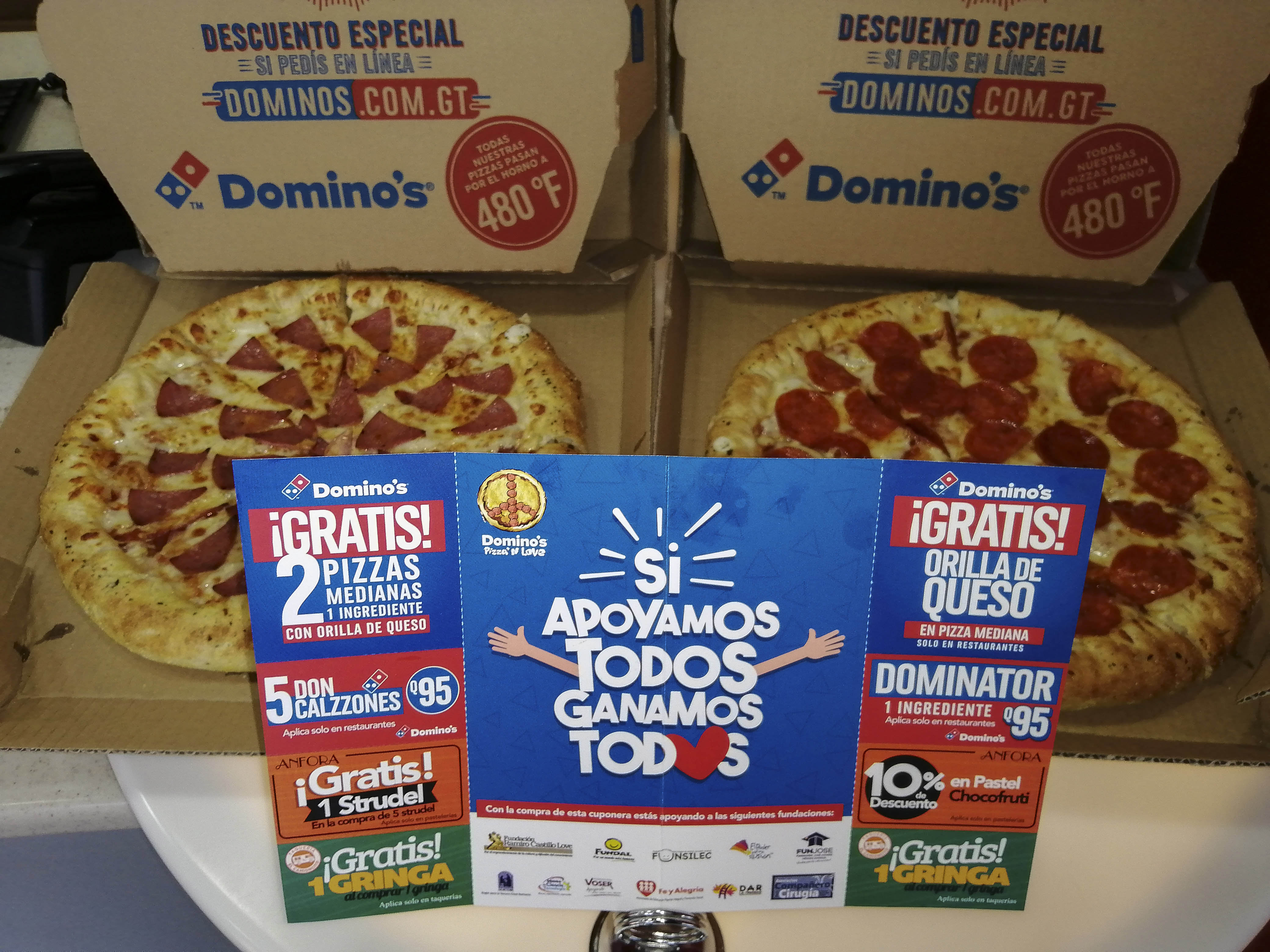 La cuponera pretende recaudar fondos para instituciones que trabajan en beneficio de la niñez guatemalteca. (Foto Prensa Libre: cortesía Domino's Pizza)