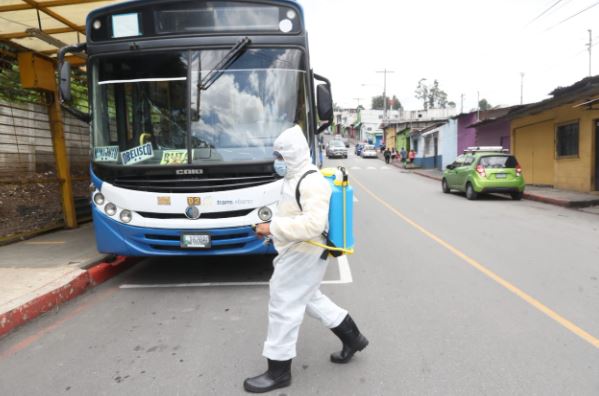 Las medidas de prevención se mantienen en Guatemala por la pandemia del coronavirus. (Foto Prensa Libre: Hemeroteca PL) 