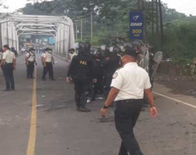 Exsoldados liberan rutas que bloquearon por varias horas para exigir ley de dignificación