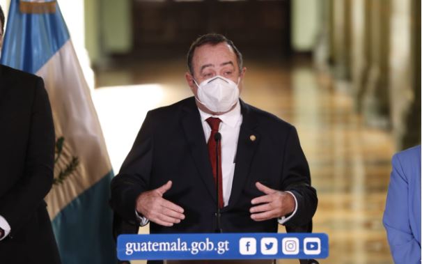 El presidente Alejandro Giammattei informa respecto de la supuesta ola de secuestros en Guatemala. (Foto Prensa Libre: Esbin García) 
