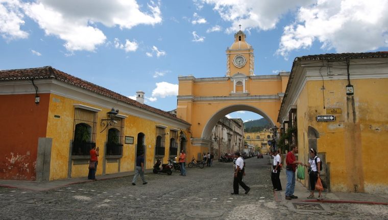 Sin bares ni fiestas: municipalidad de Antigua Guatemala prohíbe las celebraciones de Halloween