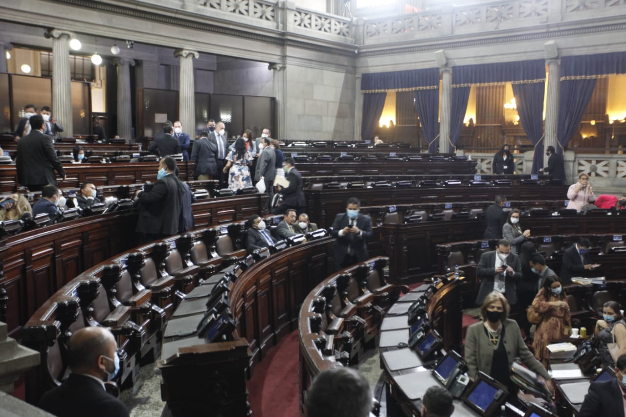 Sesión del pleno del Congreso este 14 de octubre. (Foto Prensa Libre: Byron García)