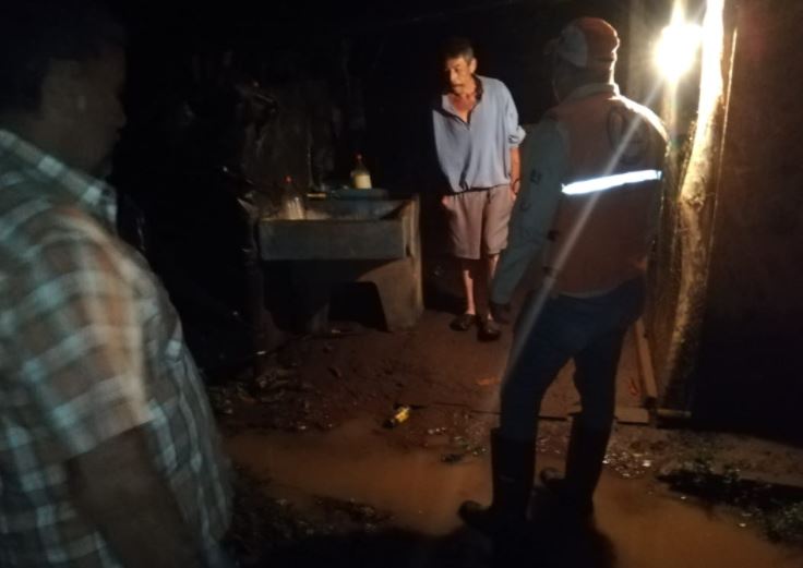 Más de cinco mil personas han sido damnificadas ha dejado la temporada de lluvia hasta octubre de 2020. (Foto Prensa Libre: Conred)