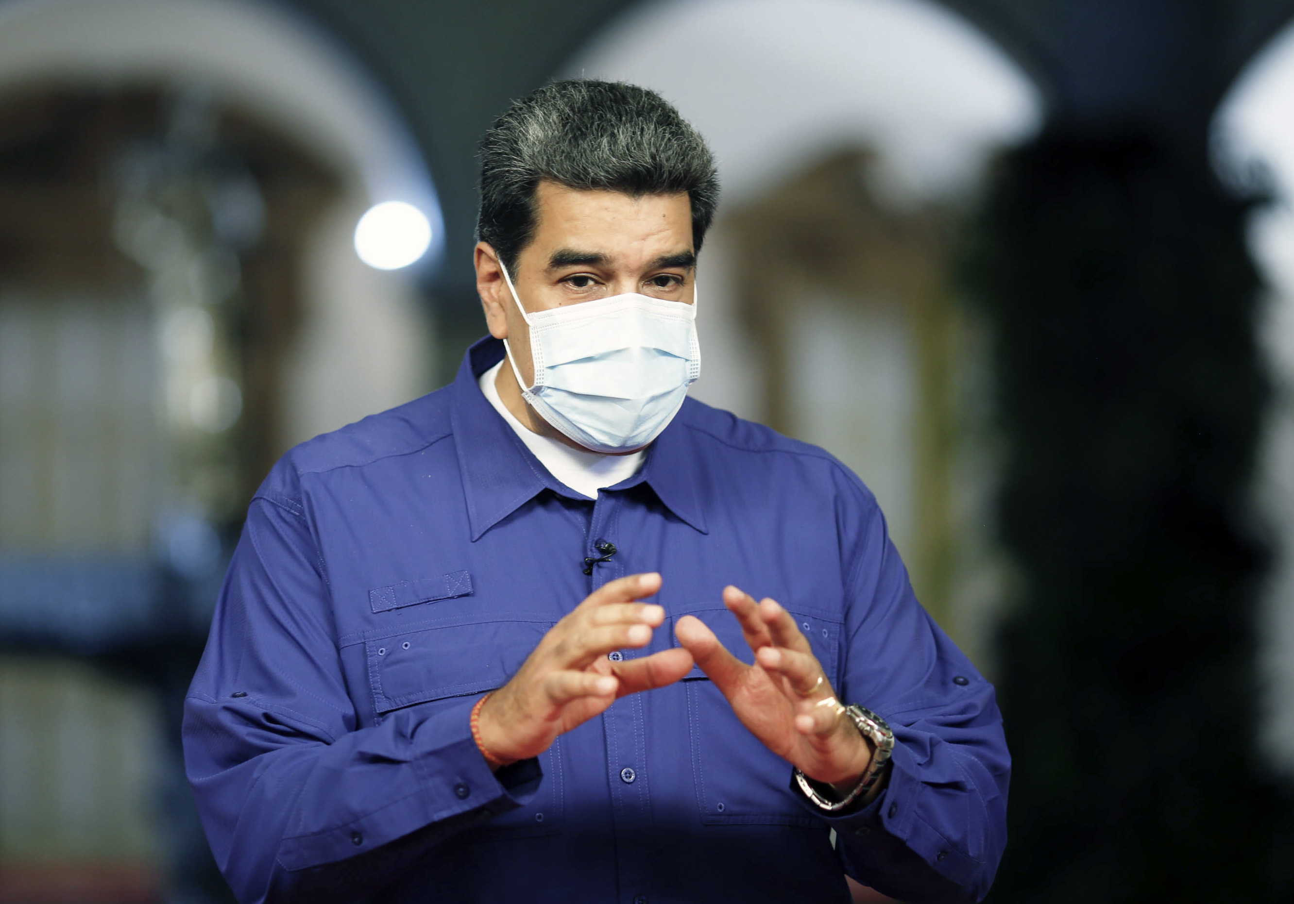 Nicolás Maduro, asegura que una vacuna china llegará a Venezuela para la fase 3 de pruebas, en la que participarán “miles de voluntarios”. (Foto Prensa Libre: AFP)