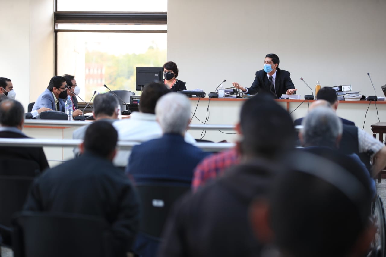 Juez Mynor Moto, en audiencia por el caso Libramiento de Chimaltenango. (Foto Prensa Libre: Carlos Hernández)
