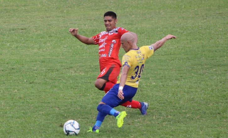Sacachispas y Cobán Imperial dividieron puntos en el estadio Las Victorias con un gol cobanero en tiempo de reposición. (Foto Twitter: @SacachispasGT)
