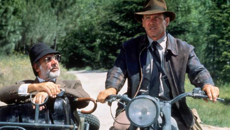 Sean Connery caracterizó al padre de Harrison Ford en Indiana Jones.

