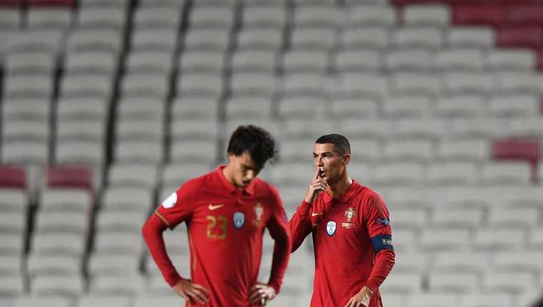 Portugal y Cristiano Ronaldo quedaron fuera de la competencia y no podrán defender su título de campeones de la Liga de Naciones. (Foto Prensa Libre: AFP)