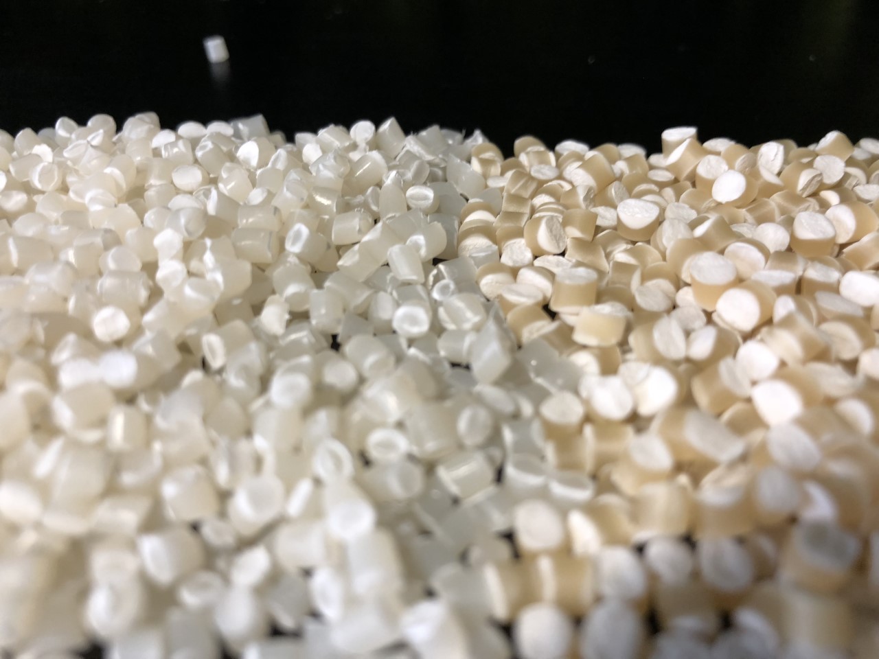 Las resinas van desde grado biológico hasta grado compostable. (Foto Prensa Libre: cortesía Biorgani)