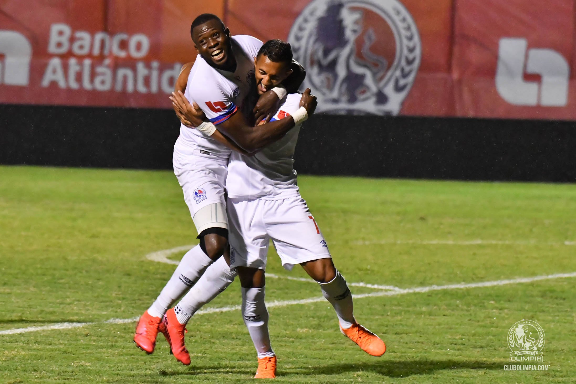 El club Olimpia de Honduras es el único sobreviviente centroamericano en esta edición de la Concachampions. Foto Twitter @CDOlimpia