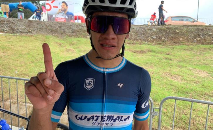 Henry Sam se coronó campeón en la categoría Sub23 del Campeonato UCI que se celebró en Panamá. (Foto Prensa Libre: Cortesía Federación Nacional de Ciclismo)