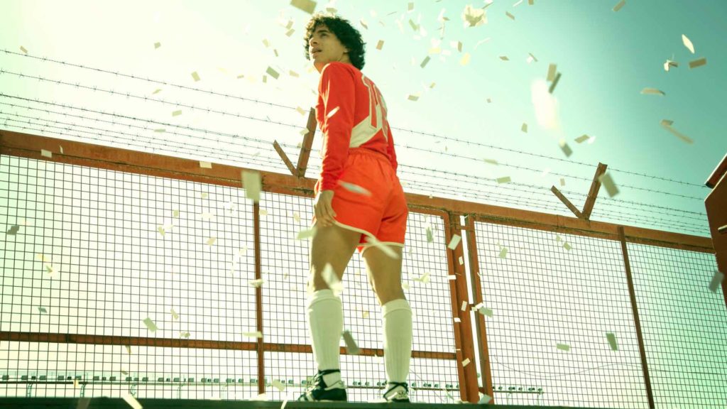 “Maradona, sueño bendito” será la primera serie para televisión del ex jugador argentino. Foto: Cortesía Amazon Prime Video.
