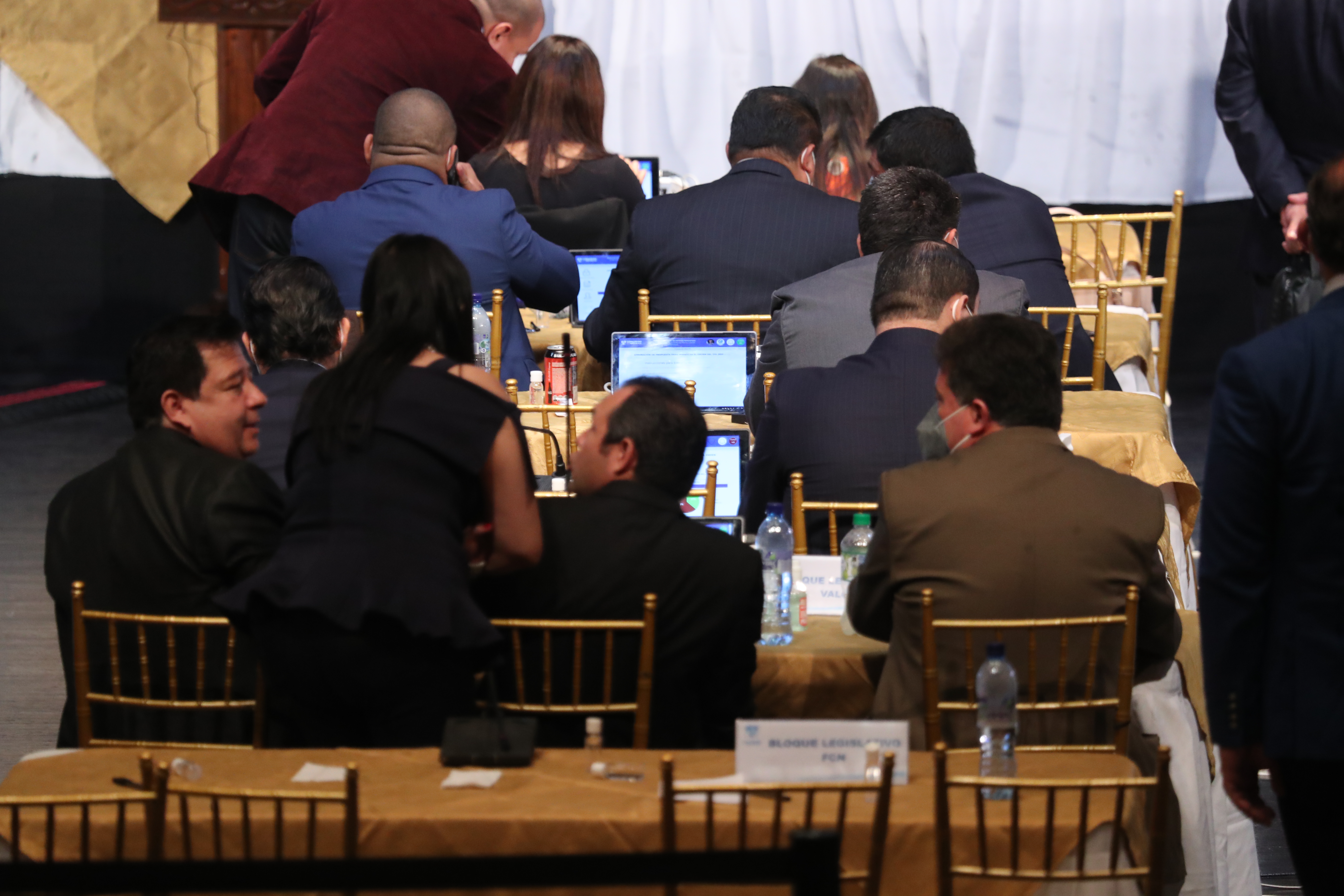 El 18 de noviembre el Congreso ordenó archivar el presupuesto 2021. (Foto Prensa Libre: Érick Ávila)