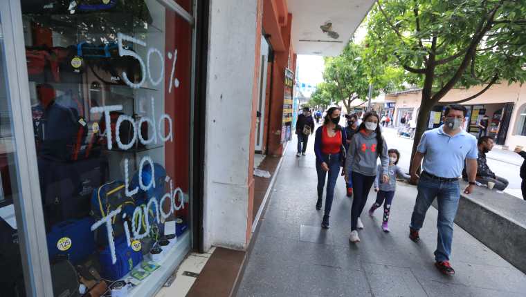 Las autoridades confirmaron que la economía de Guatemala en 2020 cerrará en -1.5%, a pesar de que el Imae mostró una recuperación positiva en octubre. (Foto Prensa Libre: Hemeroteca) 