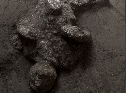 Reconstruyen cuerpos de un noble y un esclavo encontrados recientemente en Pompeya