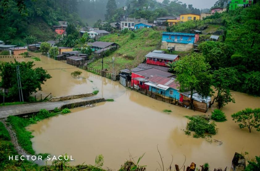 Una de las zonas inundadas en San Pedro Carchá, Alta Verapaz. (Foto Prensa Libre: Hector Sacul)