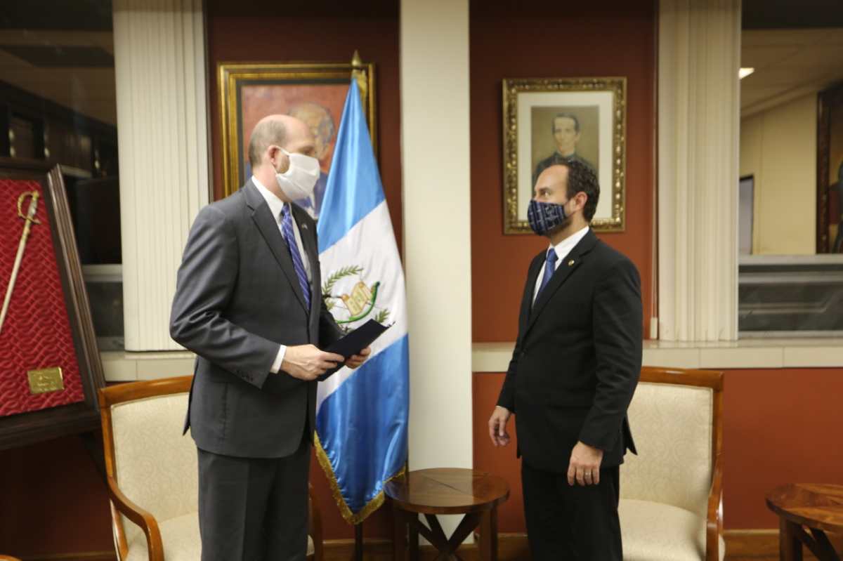 Eta: Qué dice la carta en la que Guatemala solicita un TPS a Estados Unidos