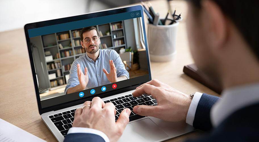 Los interesados en participar deben completar su perfil en línea. (Foto Prensa Libre: Shutterstock)