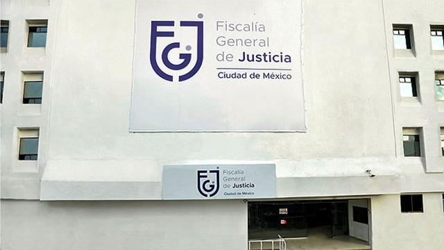Según el Ministerio Público, el menor pudo haber reaccionado violentamente a una crisis emocional producida por un enojo. (Foto Prensa Libre: Fiscalía General de Justicia Ciudad de México)