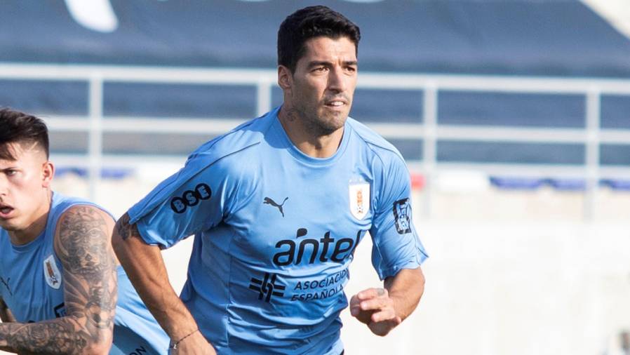 Luis Suárez dio positivo de covid-19. (Foto Prensa Libre: EFE)