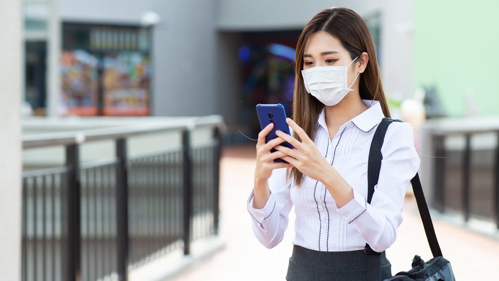 Muchos empleados en China trabajan el notorio "horario 996": desde las 9 de la mañana hasta las 9 de la noche, 6 días a la semana. (Foto Prensa Libre: Getty Images)