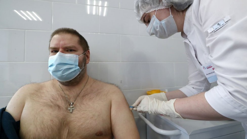 La Spútnik V es la principal vacuna rusa contra el coronavirus. (Foto Prensa Libre: Getty Images)