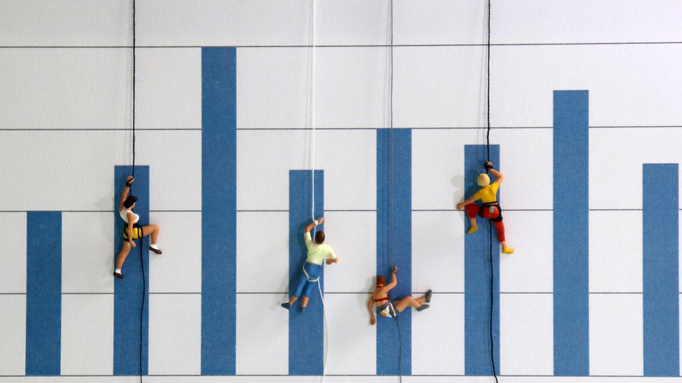 Las generaciones que comienzan a trabajar en tiempos de recesión quedan dañadas, algunos de por vida. (Foto Prensa Libre: Getty Images)