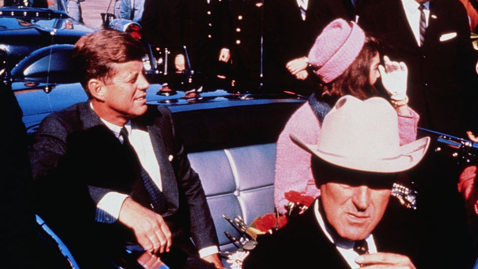 JFK en Dallas, poco antes de su asesinato.