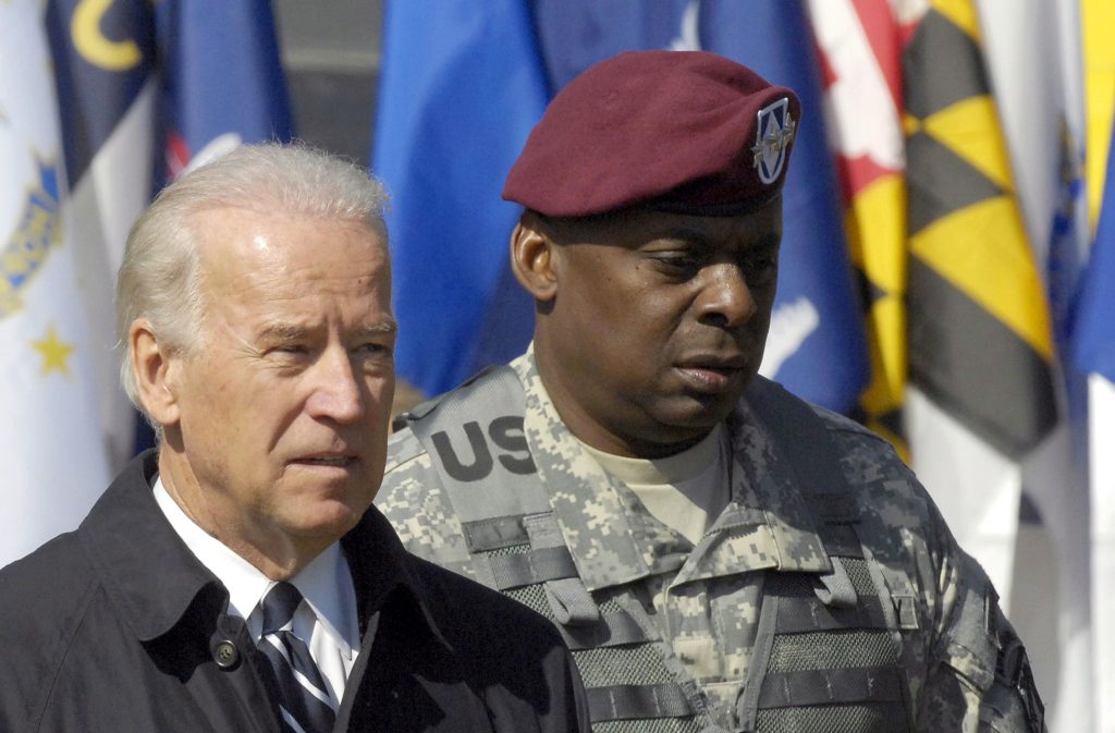 Biden nombra al general Lloyd Austin como primer jefe de color del Pentágono