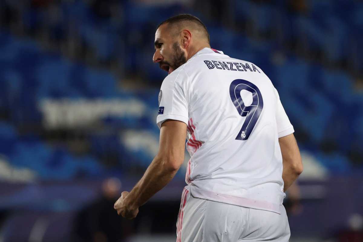 Benzema iguala a Roberto Carlos como extranjero con más partidos en el Real Madrid