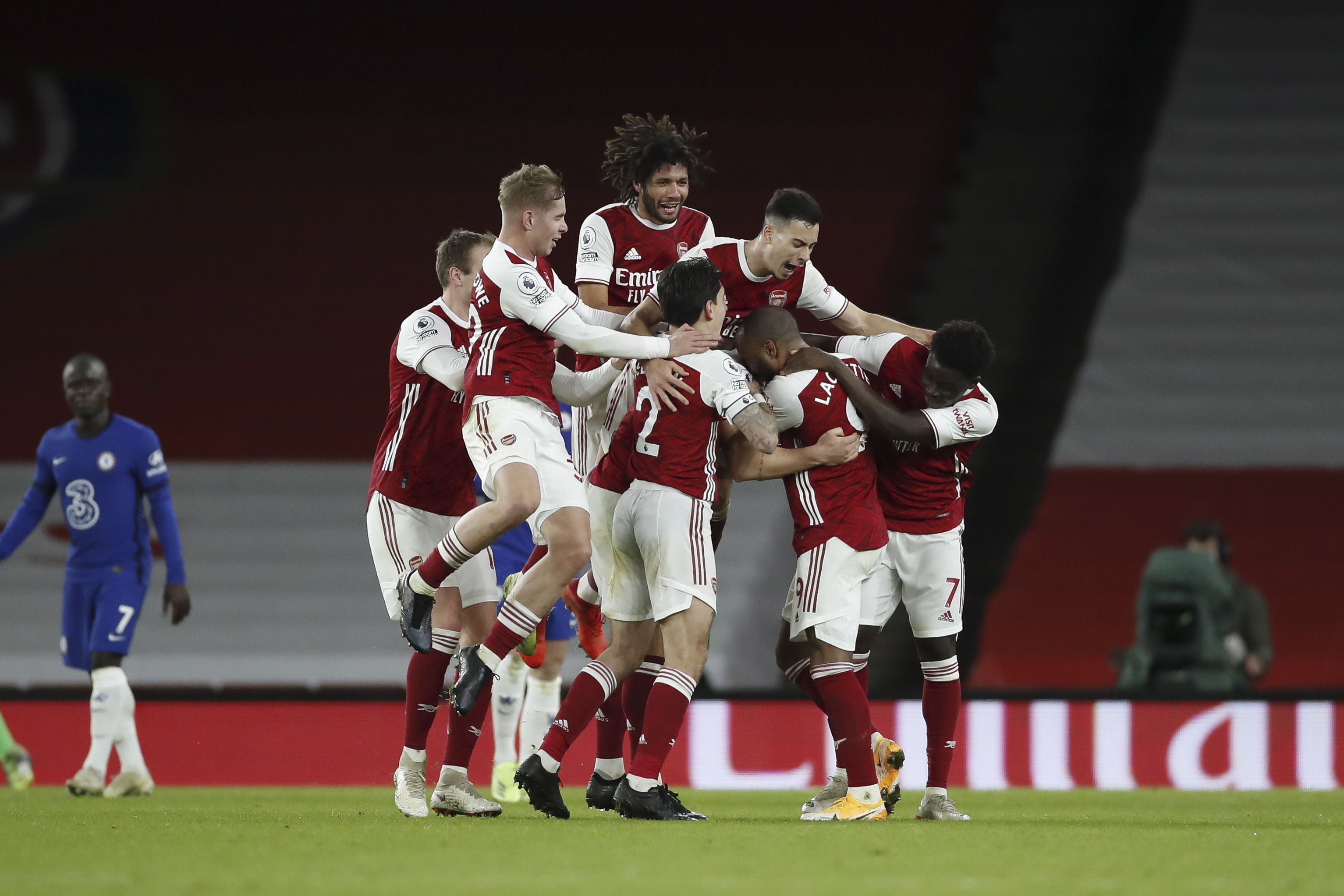 El Arsenal logró una importante victoria 3-1 sobre el Chelsea durante la jornada del Boxing Day en la Premier League. (Foto Prensa Libre: EFE)