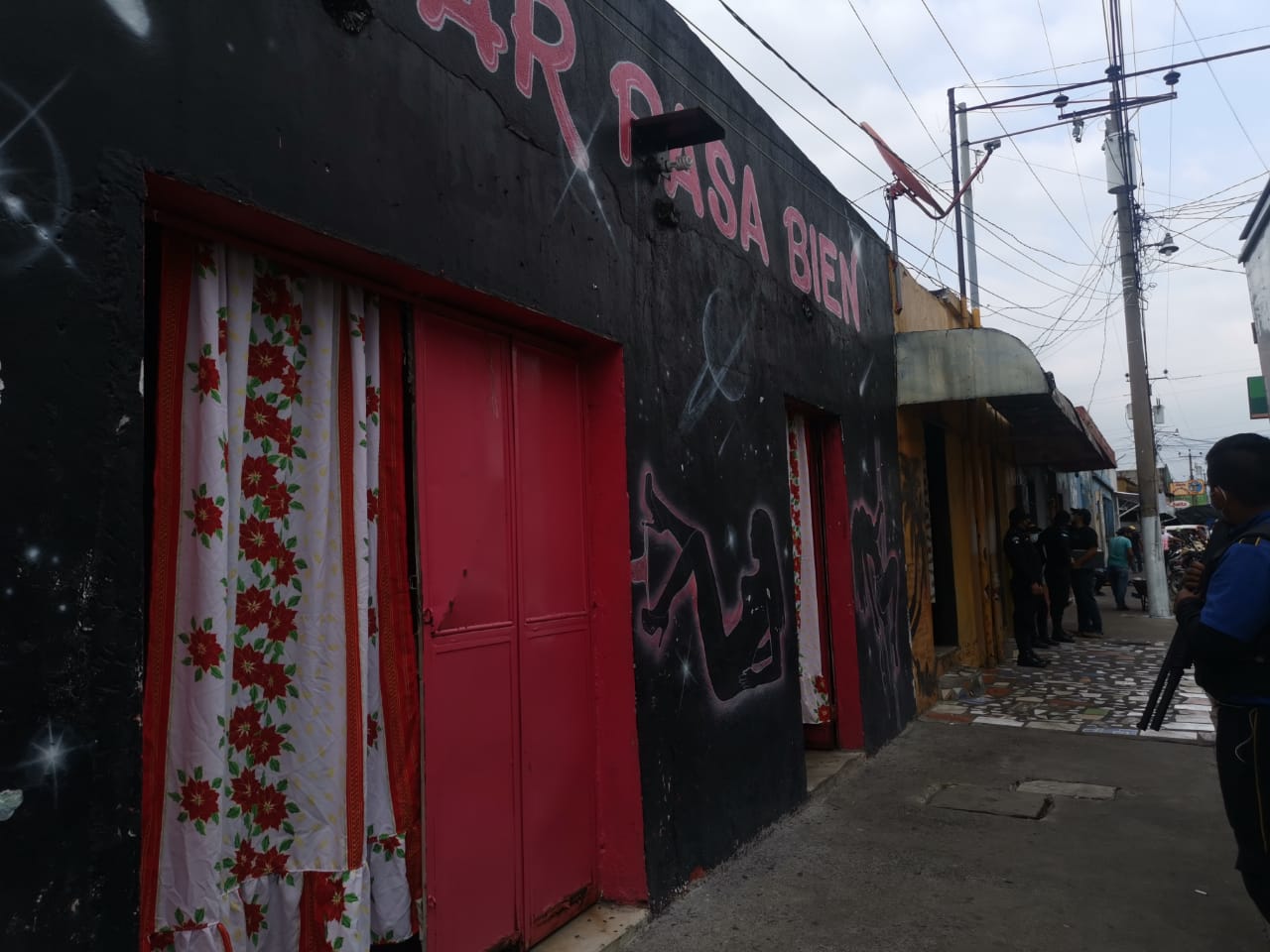 Los operativos en contra de la trata de personas se desarrollaron en centros nocturnos de Patulul, Suchitepéquez. (Foto Prensa Libre: MP)