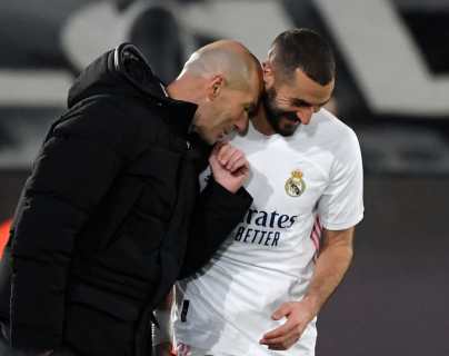 Zidane: “Benzema es un jugador increíble y merece el Balón de Oro”