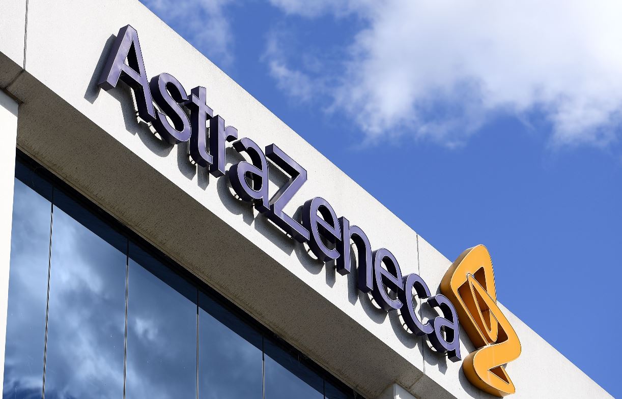 AstraZeneca desarrolló vacuna contra el coronavirus. (Foto Prensa Libre: EFE)
