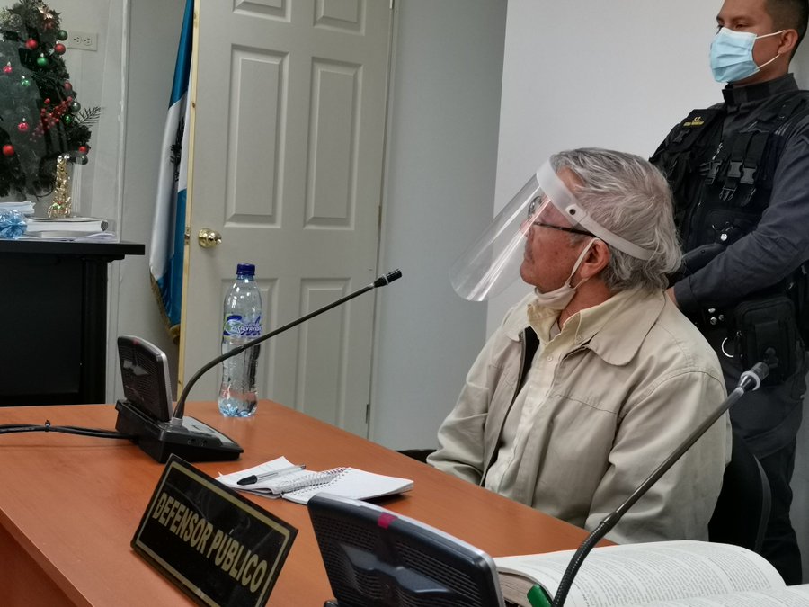 César Montes quedó ligado a proceso por usurpación de tierras. (Foto Prensa Libre: Edwin Pitán)