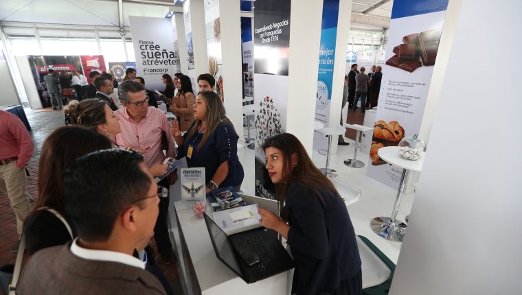 Empresas interesadas instalarse en Guatemala por medio de franquicias, buscan inversionistas. Además dan a conocer nuevas tendencias de demanda. (Foto, Prensa Libre: Hemeroteca PL).