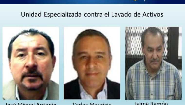 Imagen divulgada por la fiscalía salvadoreña que implica a Jaime Aparicio en pago de coimas al expresidente de ese país Mauricio Funes. 