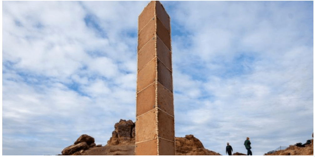 El impresionante monolito no será retirado, pero por su composición se estima que duré demasiado tiempo en pie. (Foto Prensa Libre: El Tiempo)