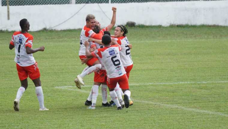 Mictlán se convirtió en el primer equipo de Primera División en clasificarse a semifinales del actual torneo. (Foto Prensa Libre: Cortesía Andrés ADF)